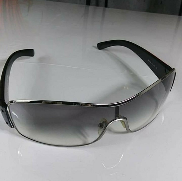Prada Accessories - PRADA Sport Pre-owned Sunglasses